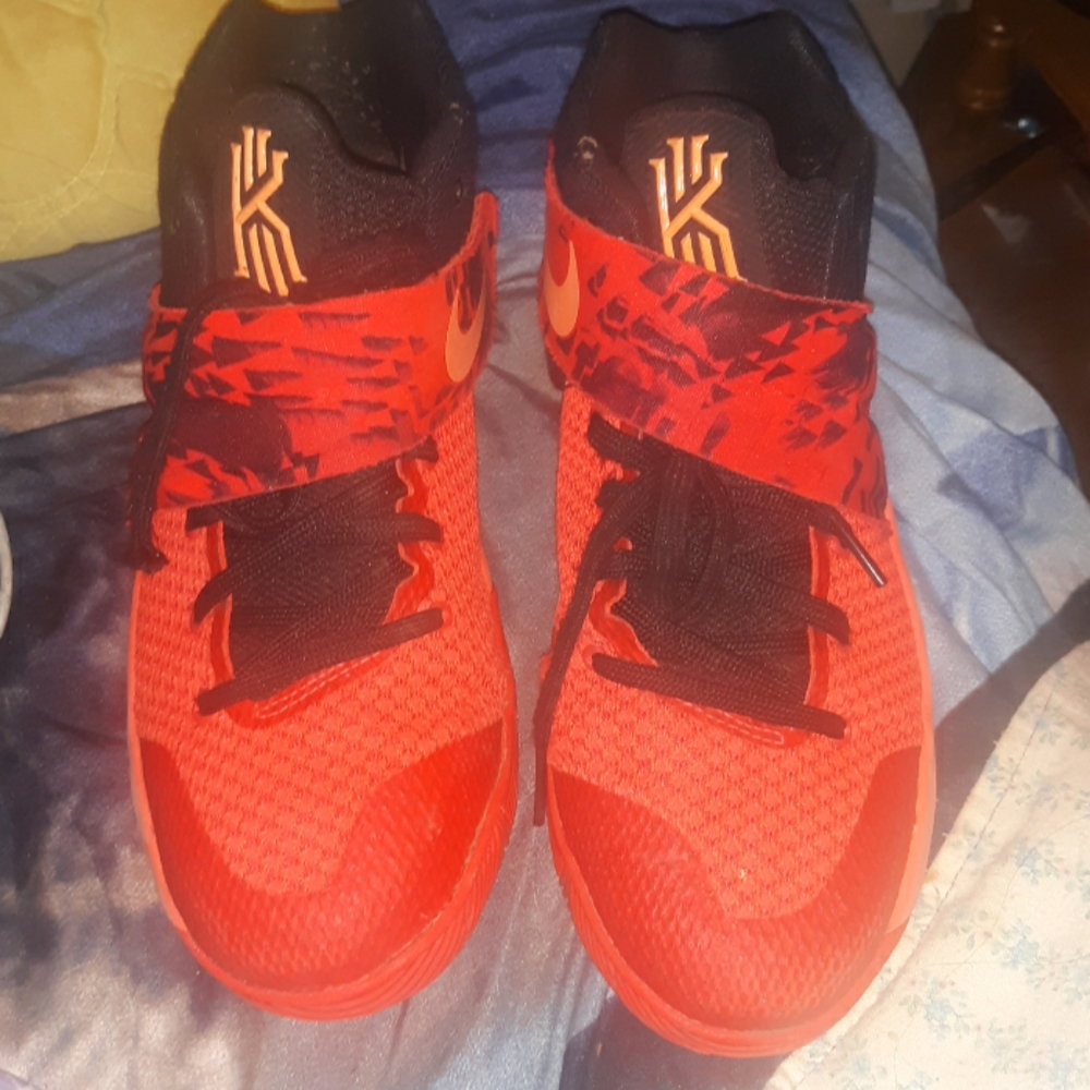 Inferni nike J.B.Y touth size 7